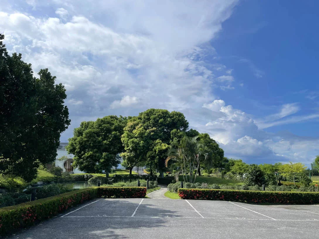 花蓮統茂渡假莊園 - 後花園停車場