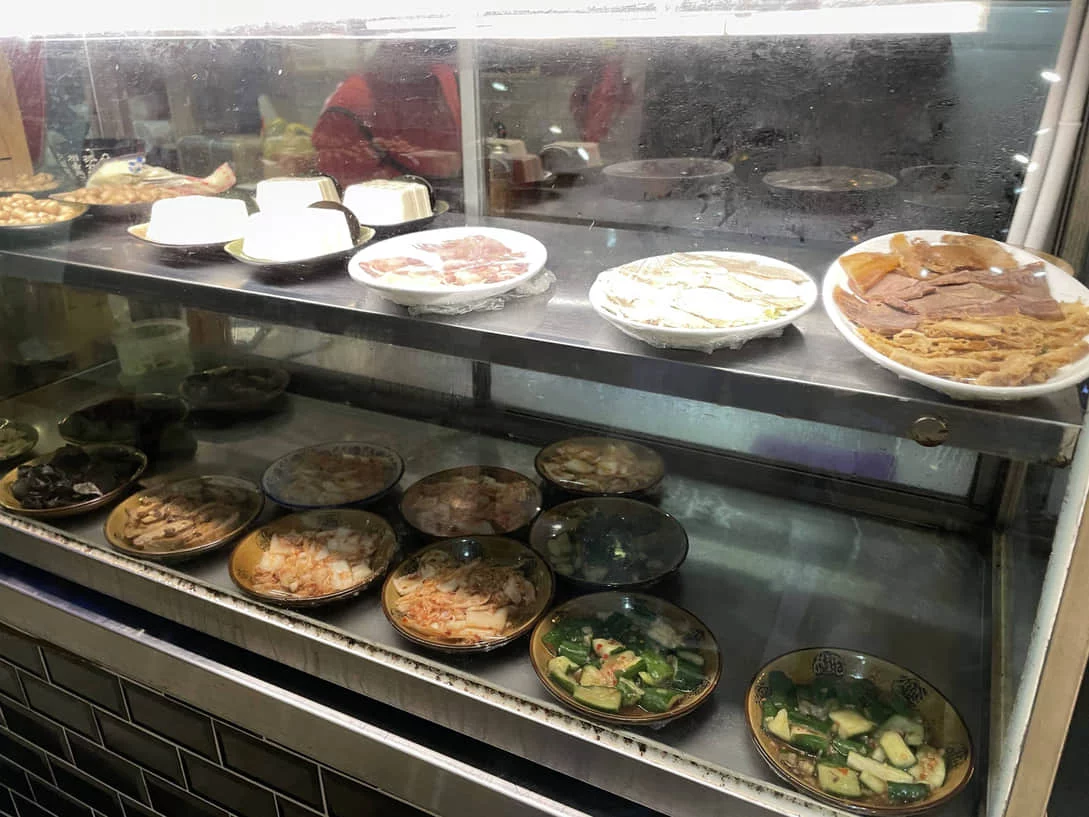 六里屯麵食專家 - 小菜